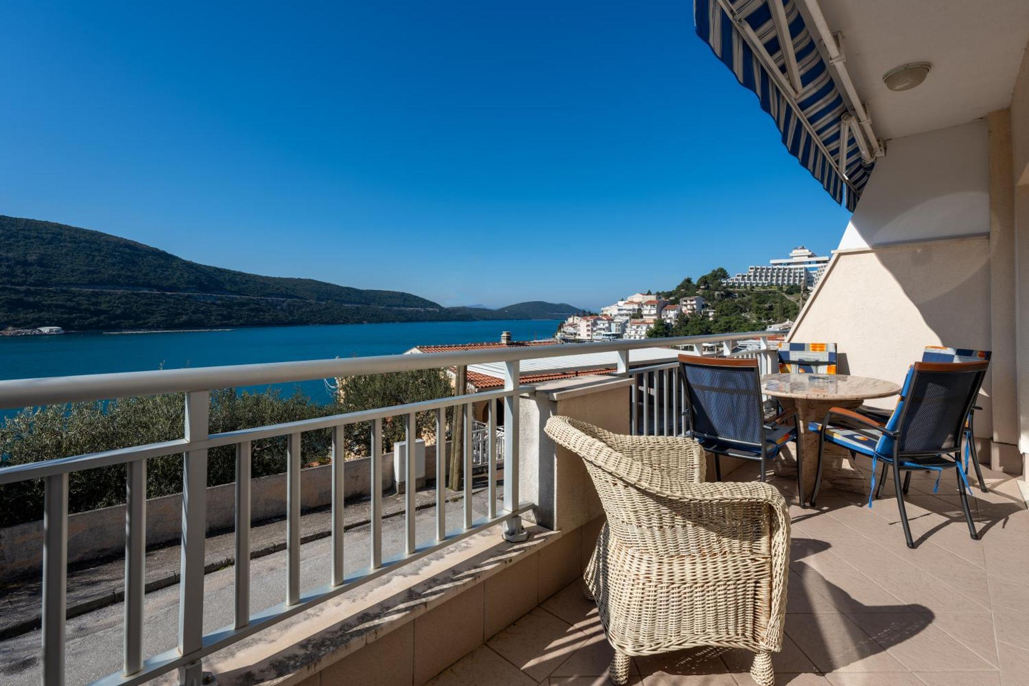 Adriatic Apartment 네움 외부 사진
